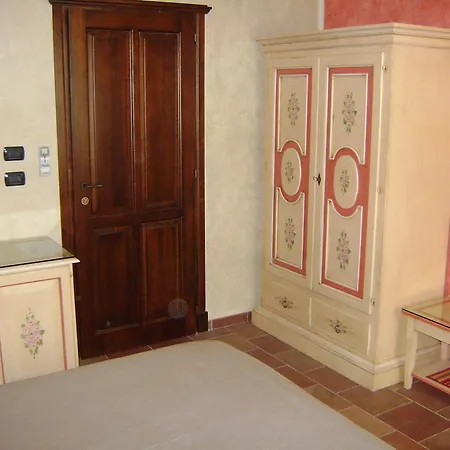 Szálloda Cascina Rossa